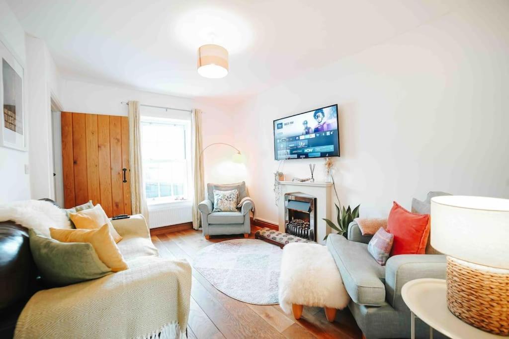 13 Tabernacle Str - Bear Holiday Homes Aberaeron Kültér fotó